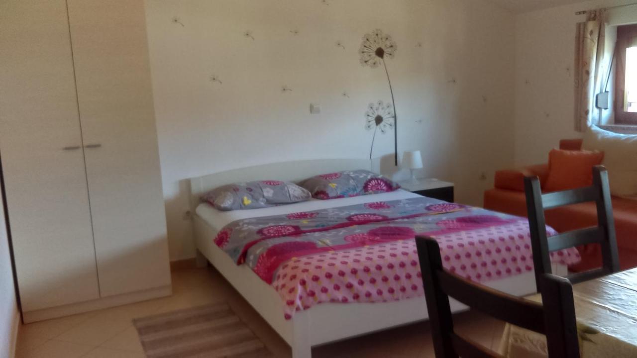 Apartman Snjezana Apartment Fažana Екстериор снимка